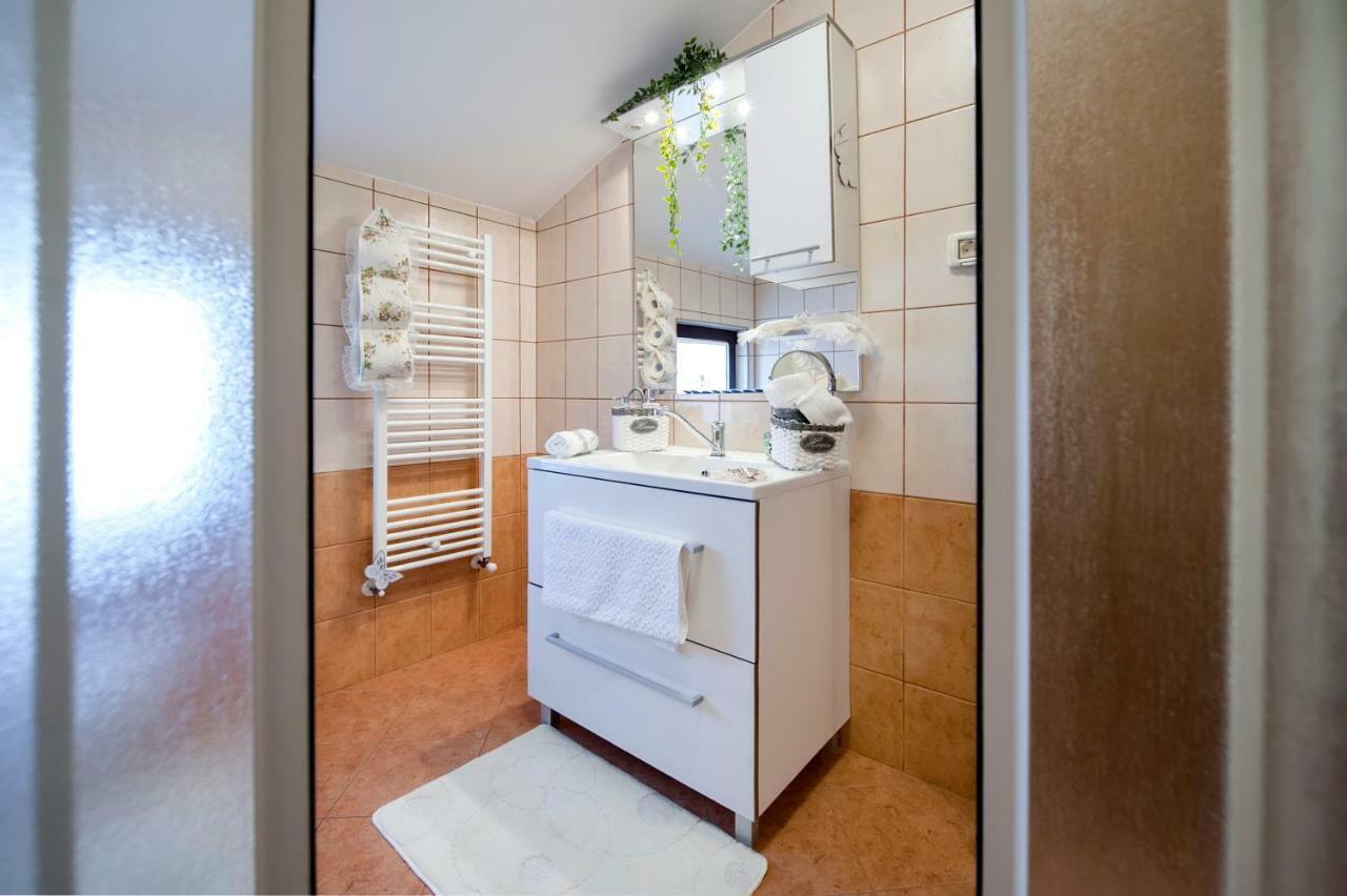 Apartment Len Rovinj Ngoại thất bức ảnh